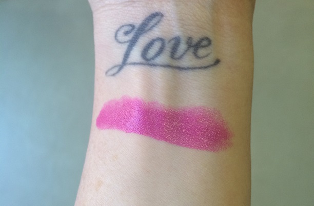 Hot Plum swatch