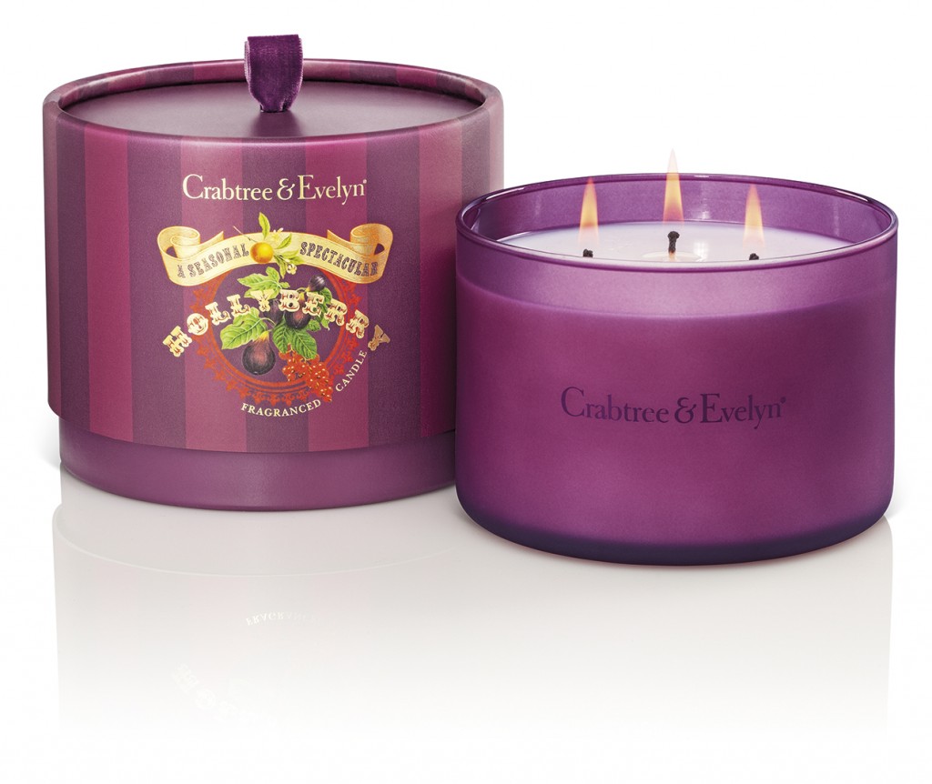 80807 Candle_Hollyberry_Flame_Large_ANGLE_RT01_LR