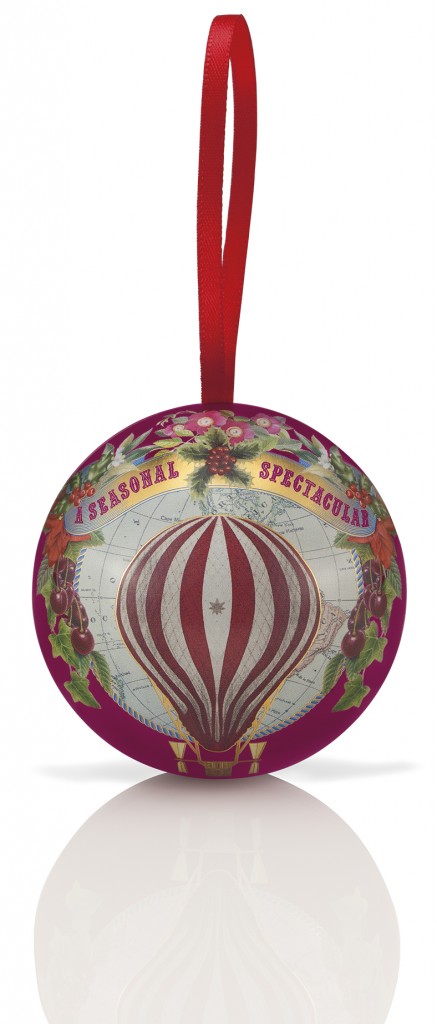 Burgundy_Bauble_LR