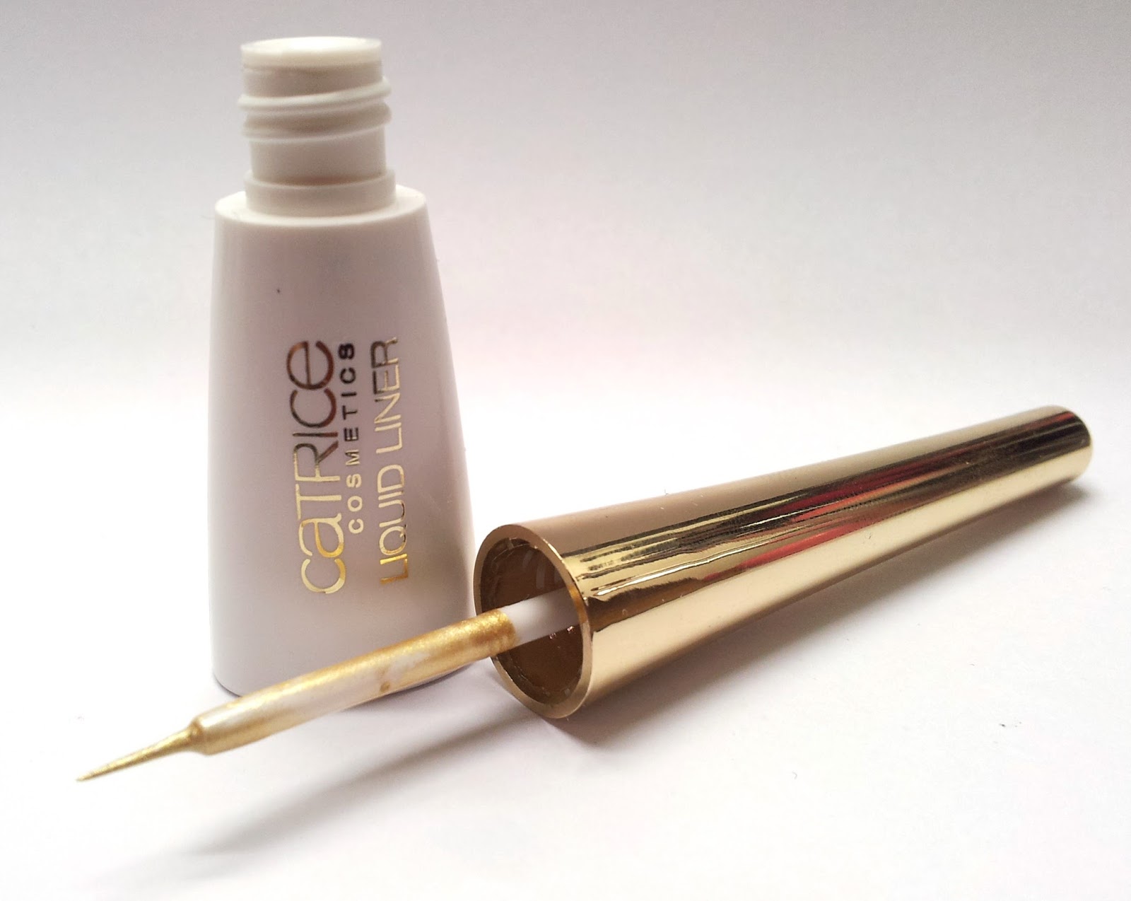 Catrice_Liquid liner C01 Golden Grace